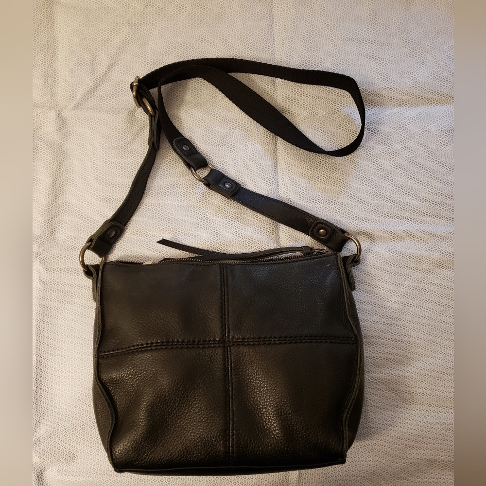 The Sac Black Pebbled Leather Medium Crossbody Shoulder Bag